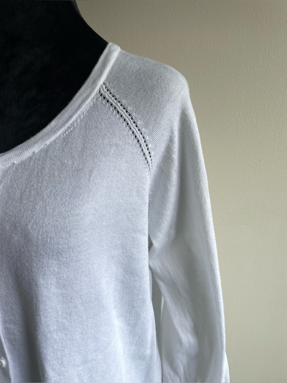 Reitmans Essentials White 100% Cotton Cardigan Women’s L Lightweight Button Fron - Picture 3 of 10